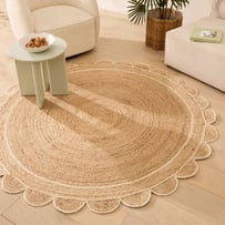 Jute & White Scalloped Round Rug
