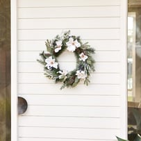 Magnolia & Berry Green & White Wreath
