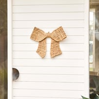 Natural Water Hyacinth Door Bow