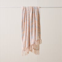 Aspen Pink & Blue Bow Fleece Tassel Throw