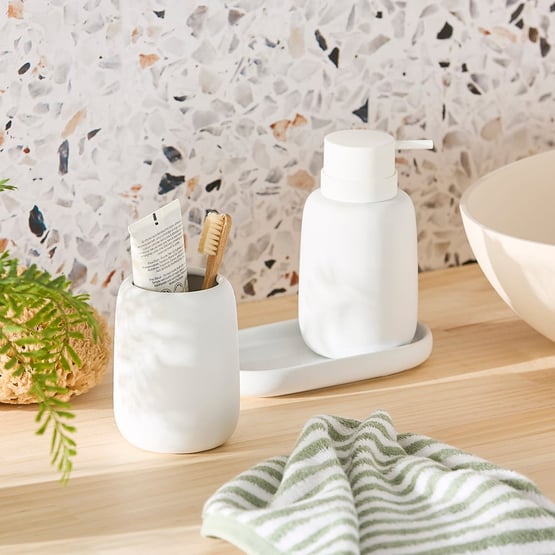 Felix White Bathroom Accessories