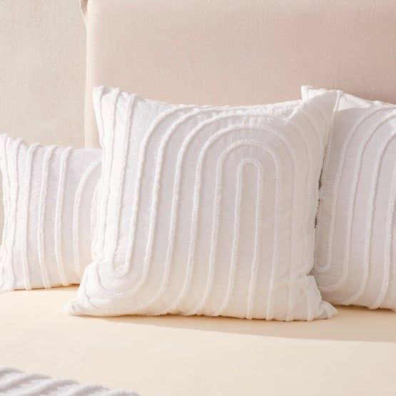 Kori White Tufted Pillowcases