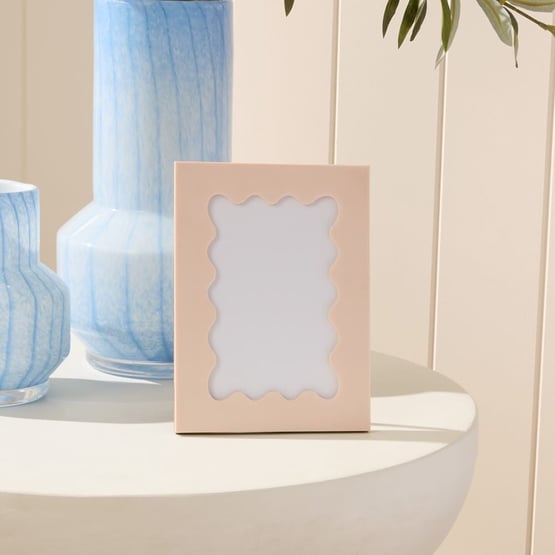 Lottie Pink Photo Frame