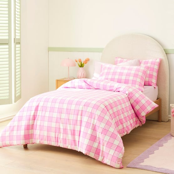 Carter Fuchsia Check Quilt Cover Set