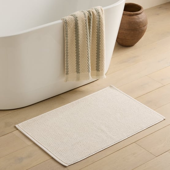 European Collection White & Natural Bath Mat