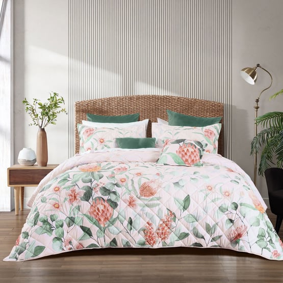 Sidney Blush Bedspread Set