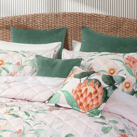 Sidney Blush Bedspread Set
