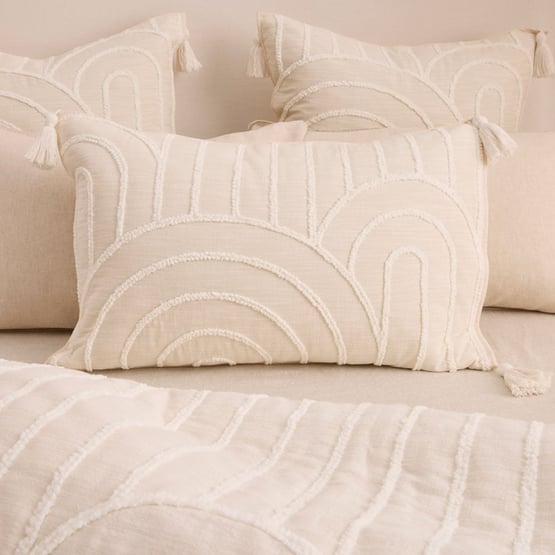 Archie Tufted Macadamia Quilted Pillowcases