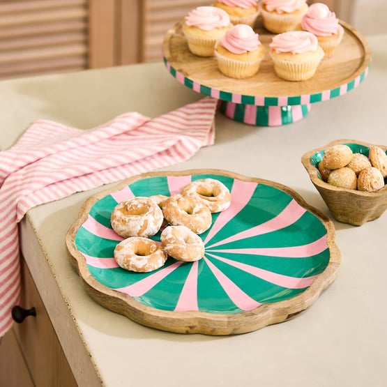 Christmas Pink & Green Mango Wood Scalloped Platter