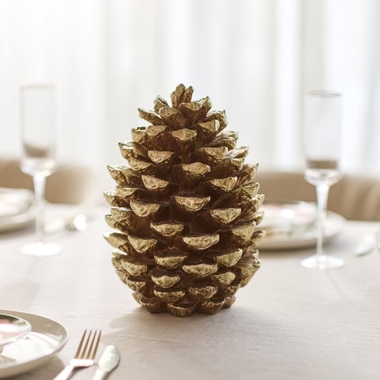 Festive Gold Pine Cone