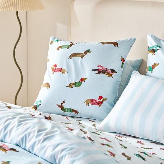 Christmas Dachshund Blue Pillowcases