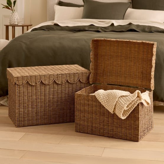 Scalloped Natural Lidded Baskets