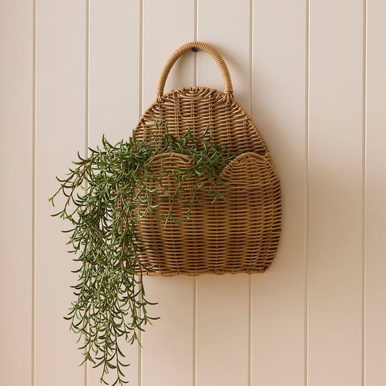 Hanging Scalloped Natural Basket