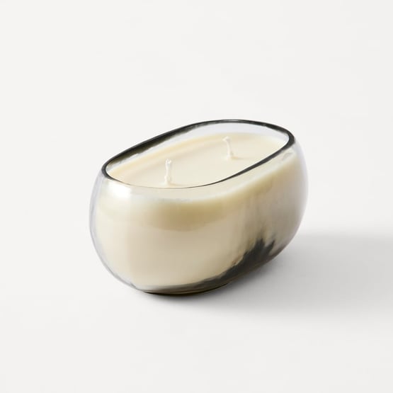 Pluto Oud Amber Candle 400g
