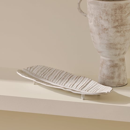 Resort Collection White Leaf Medium Platter
