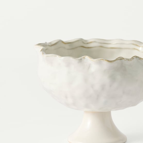 Marine White Fluted Pedestal Bowl