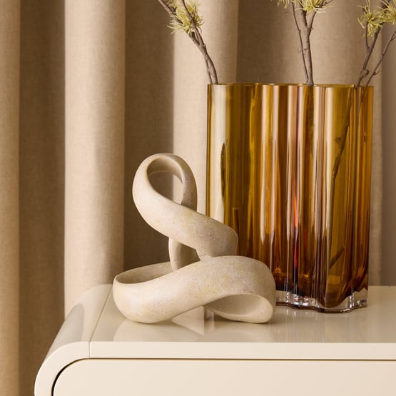 Marburg Taupe Sculpture