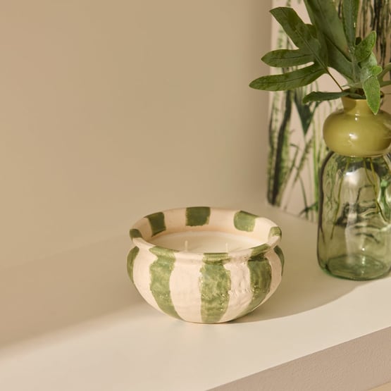 Santorini Amber & Oak Candle 300g