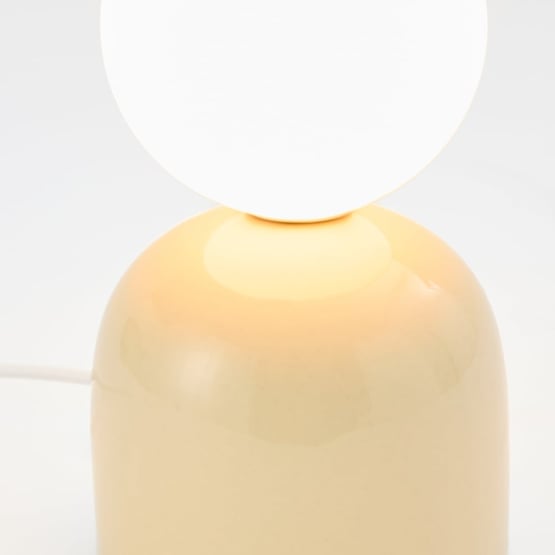 Clapton Cream Table Light