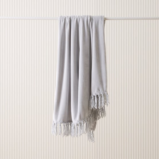 Aspen Silver Fleece Tassel Throw