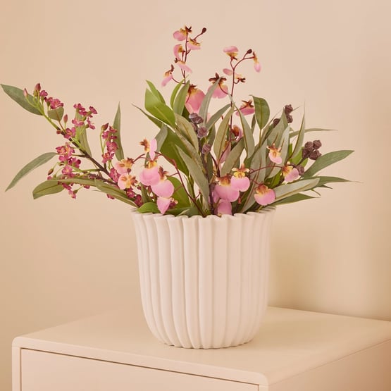Barcelona White Pot