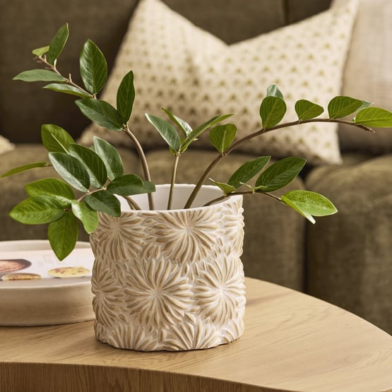 Camille Off White & Beige Pot