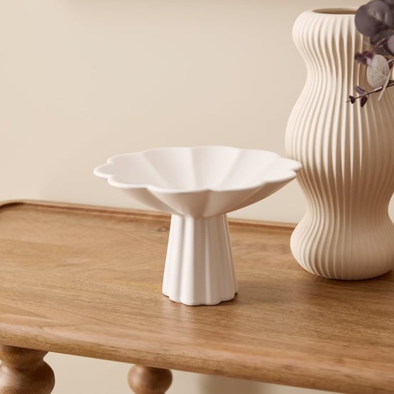 Trivoli White Footed Trinket Dish