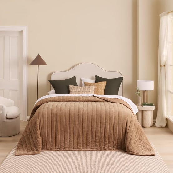 Theo Almond Velvet Blanket