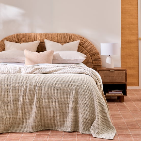Bowie Tan & Natural Blanket