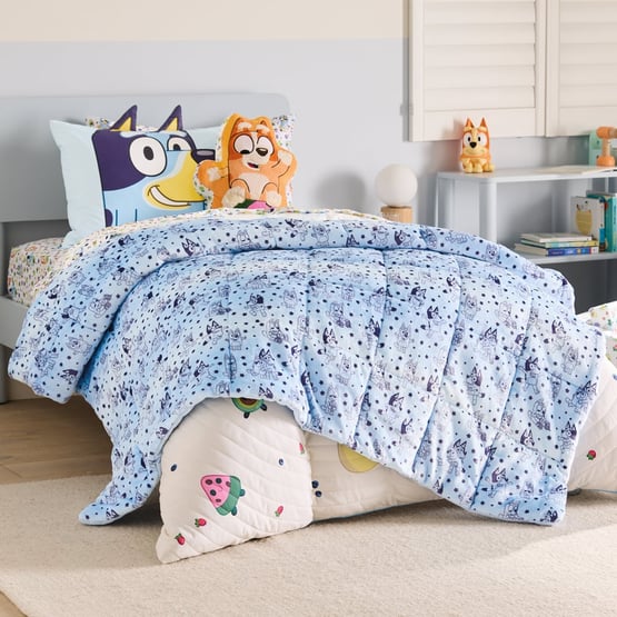 BBC Bluey Play Time Super Cuddly Quilted Blanket