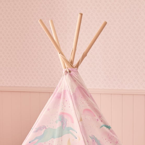 Rainbows & Unicorns Teepee