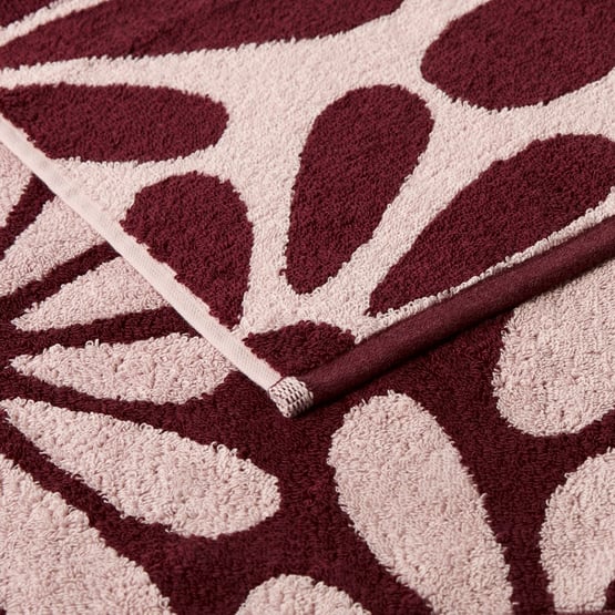 Amelia Rose & Windsor Wine Floral Reversible Towel Range