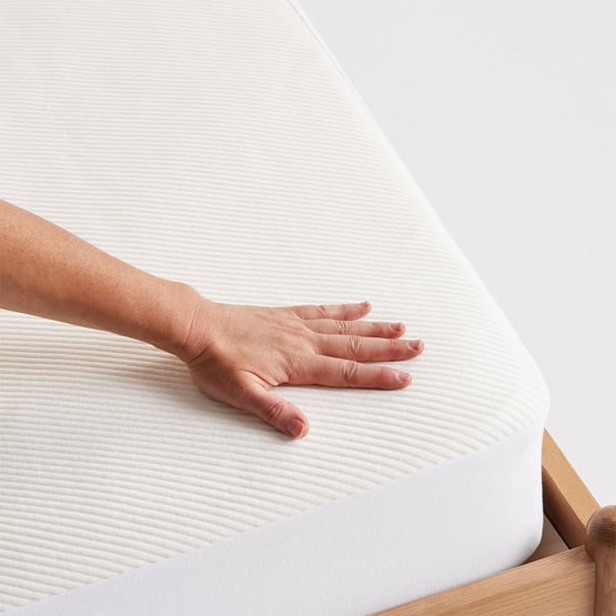 MerinoDry Waterproof Protector