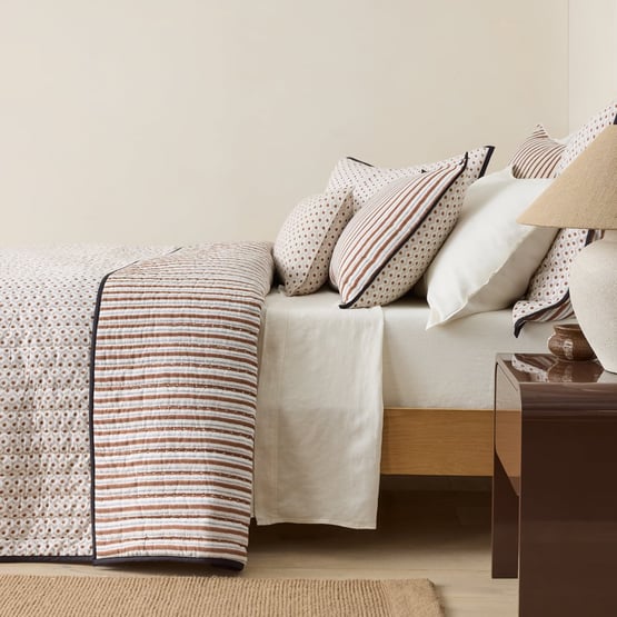 Delhi Brown Sugar & Black Quilted Coverlet