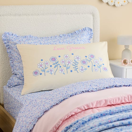 Love Lemon Grows Text Pillowcase