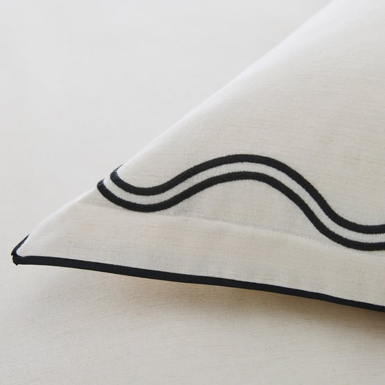Hailey Natural & Black Wave Pillowcases