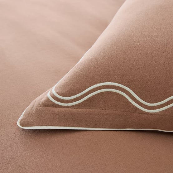 Hailey Wave Mocha & Coconut Pillowcases