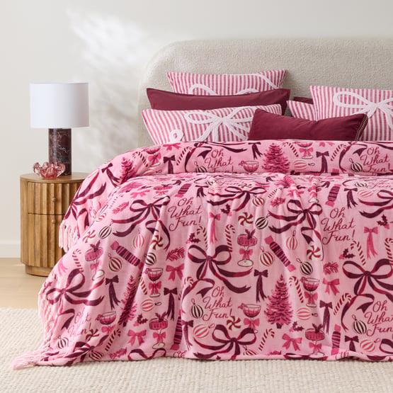 Bow and Bright Pink Fleece Blanket