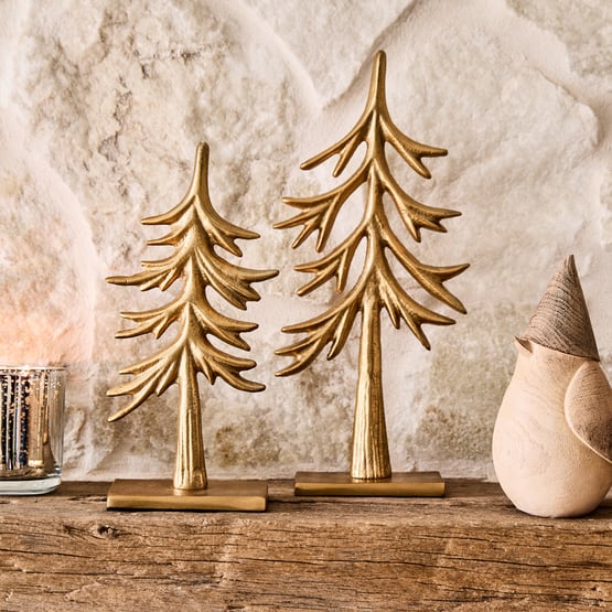 Bow & Bright Gold Metal Christmas Tree