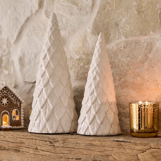 Festive Fun Snow White Christmas Tree