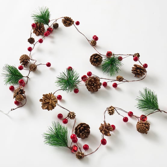 Pinecone & Berries Multi String Lights