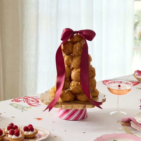 Lolly Scallop Pink Mango Wood Cake Stand