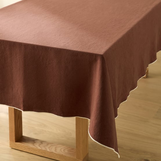 Hattie Cinnamon Tablecloth
