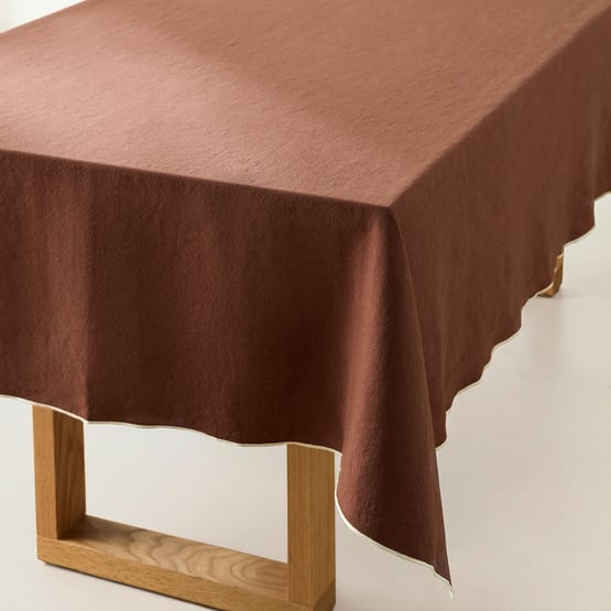 Hattie Cinnamon Tablecloth