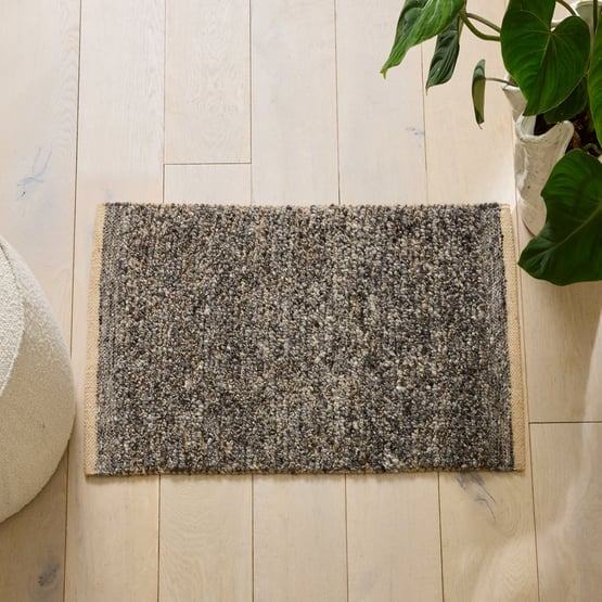 Cruz Slate Handwoven Wool & Jute Indoor Mat