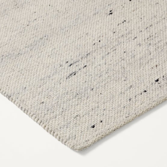 River Cream Pebble Hand Looped Natural Wool Rug