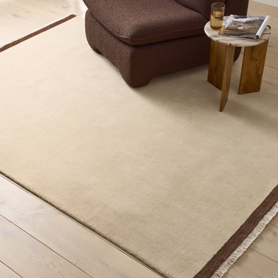 Whisper Tufted Fringed Warm Oat Wool Rug