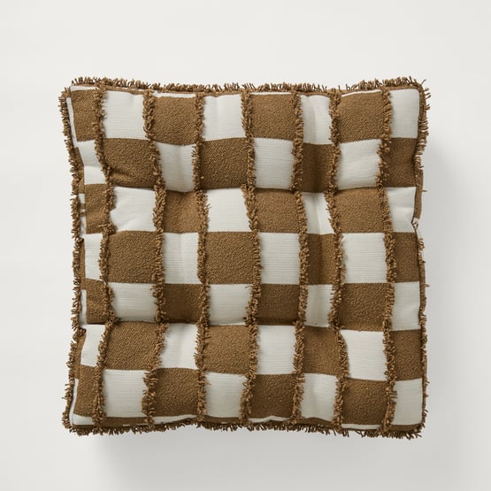 Check White & Tan Tufted Woven Chair Pad 