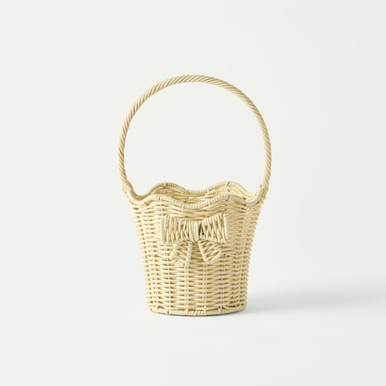Bow Cream Carry Basket