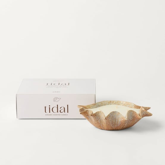 Tidal Natural Waterlily & Moss Candle 590g